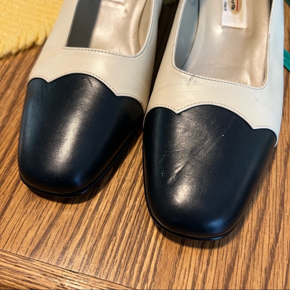 Talbots Heels - Picture 2 of 6